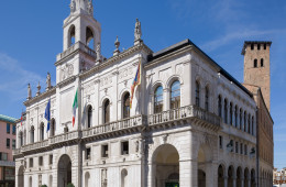 Palazzo-Moroni-municipio2