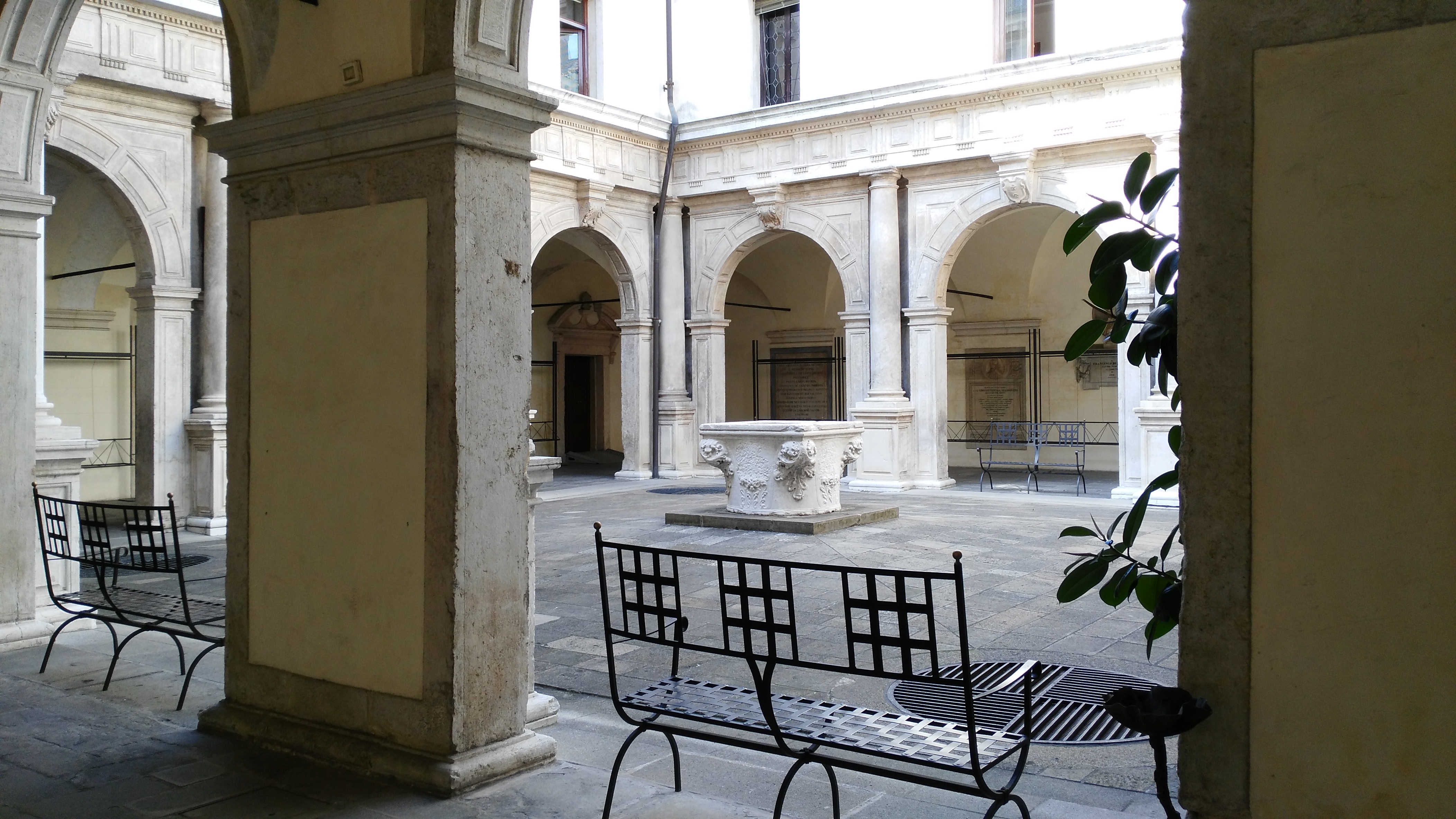 cortile pensile sala livio paladin